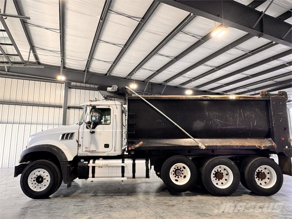 Mack GU713 Kallurid