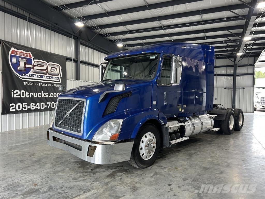 Volvo VNL630 Sadulveokid