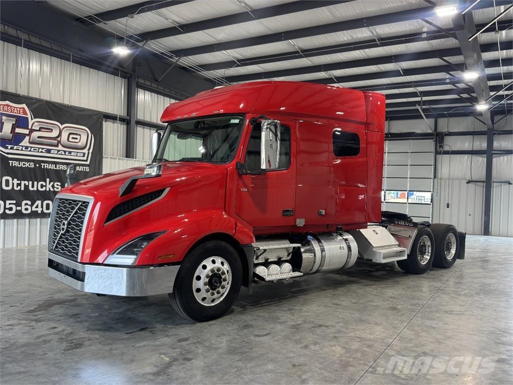 Volvo VNL740 Sadulveokid