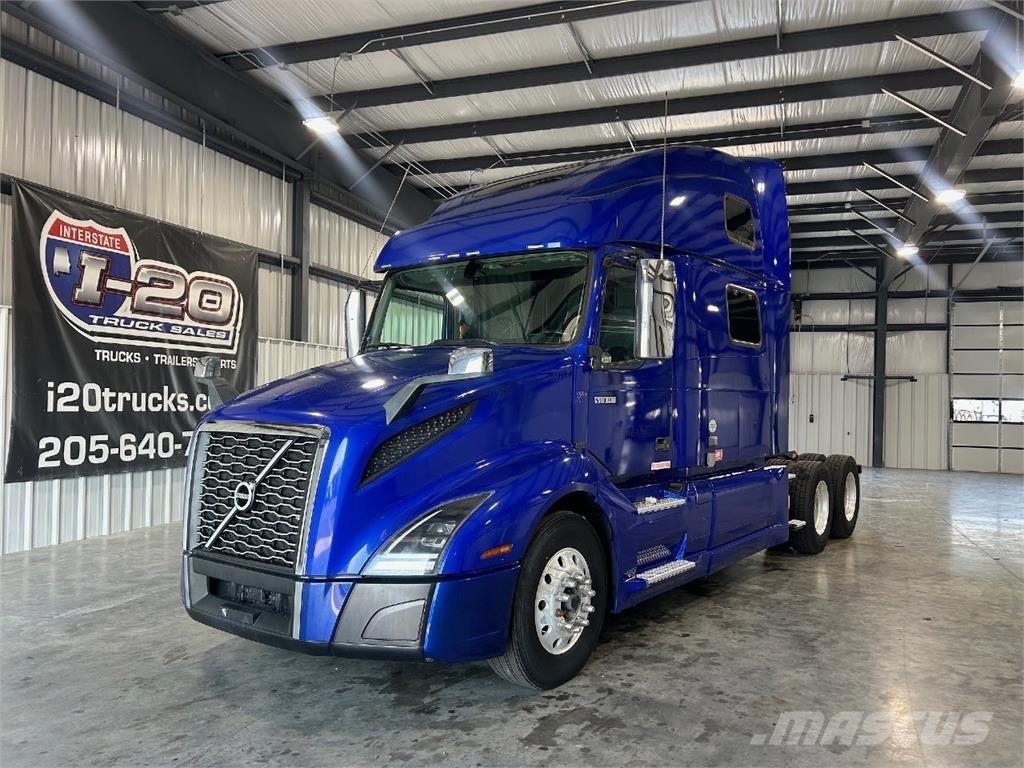 Volvo VNL860 Sadulveokid