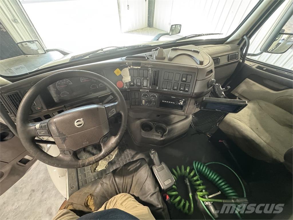 Volvo VNM Sadulveokid