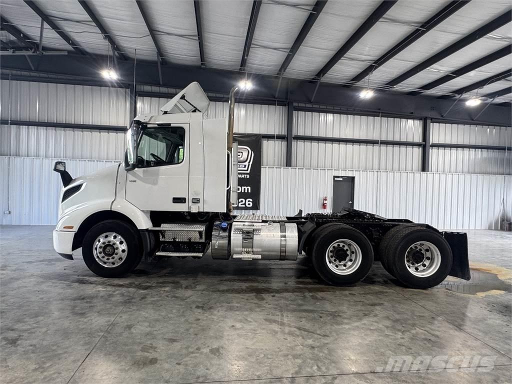 Volvo VNR64T300 Sadulveokid