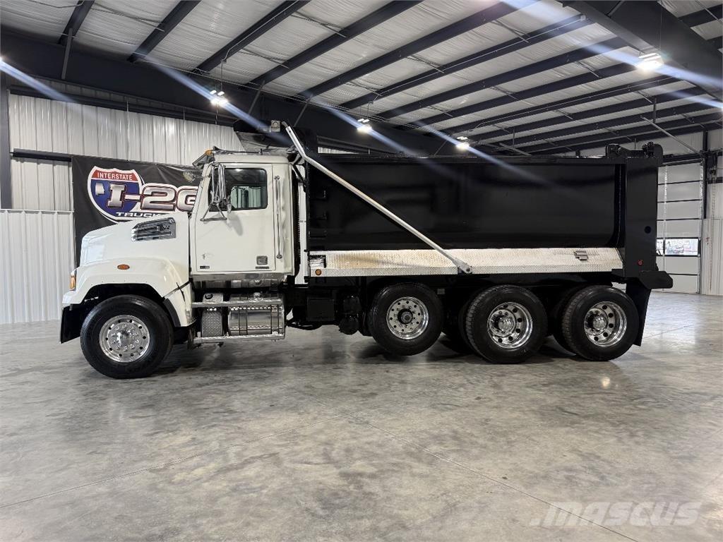 Western Star 4700SF Kallurid