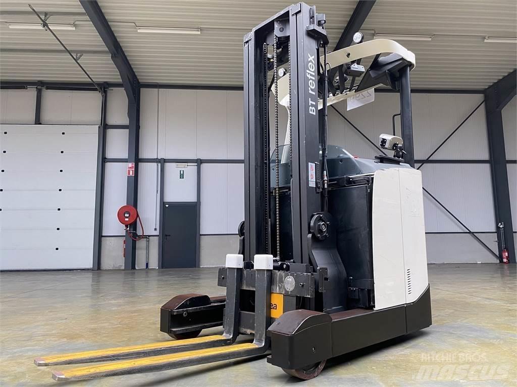 Toyota BT RRE140E Lükandmastiga tõstukid
