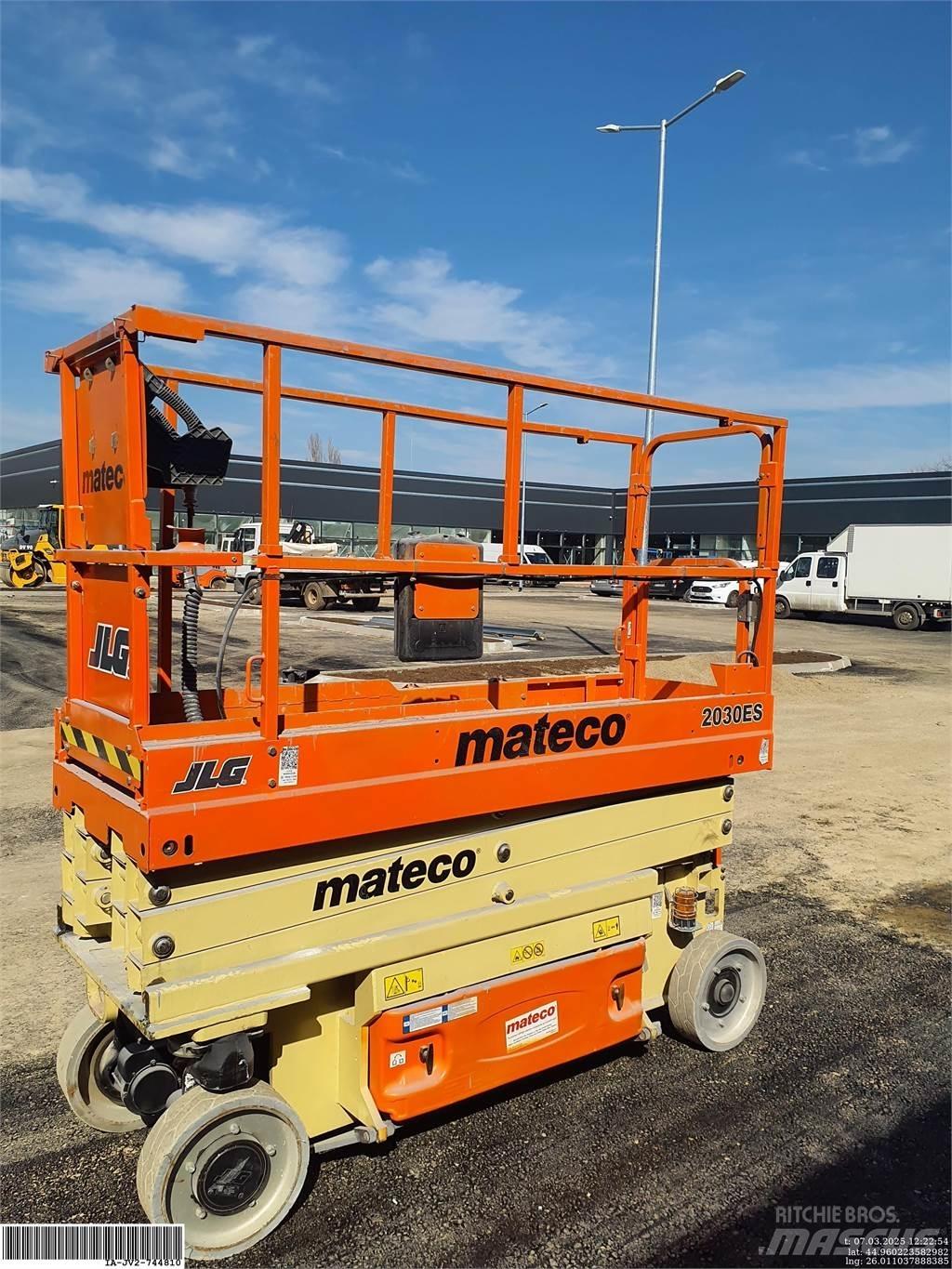 JLG 2032ES Käärtõstukid