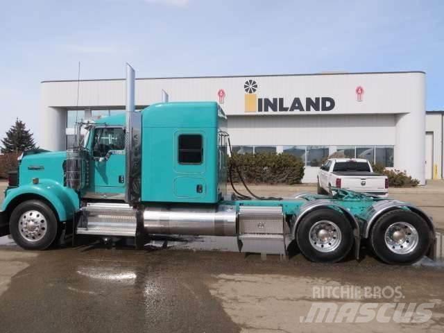 Kenworth W900 Sadulveokid