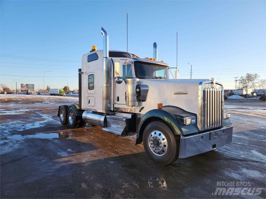 Kenworth W900L Sadulveokid