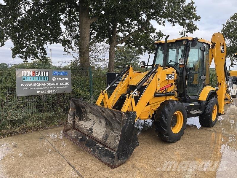 JCB 3CX Compact Roomikekskavaatorid