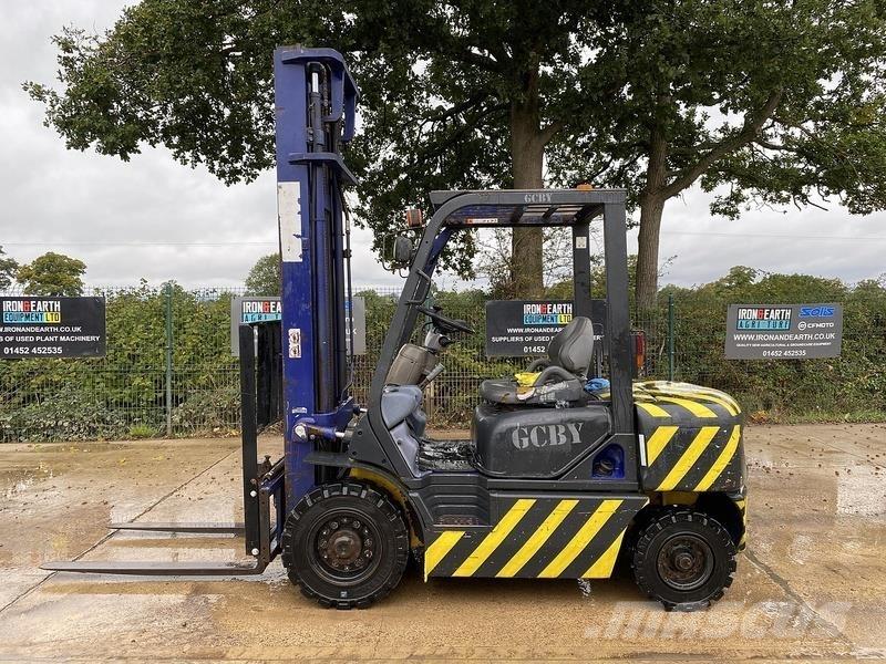 Komatsu FD25T-12 Kahveltõstukid - muud