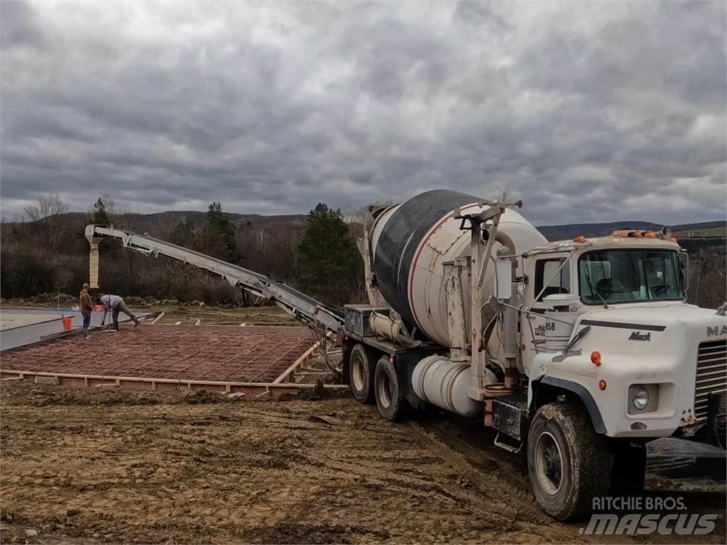 Mack DM690S Muud osad