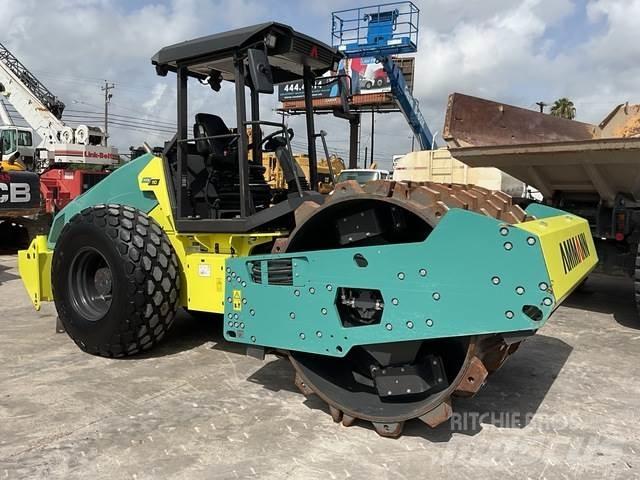 Ammann ARS 110 Ühe trumliga rullid