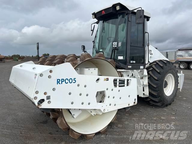Ammann ARS 130 Ühe trumliga rullid