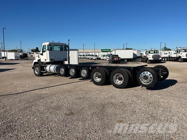 Autocar DC64 Kabiinid