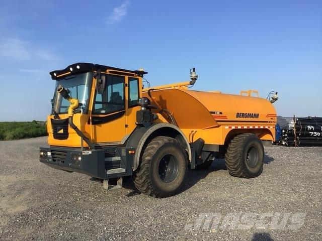 Bergmann C815s Veepaagiga autod