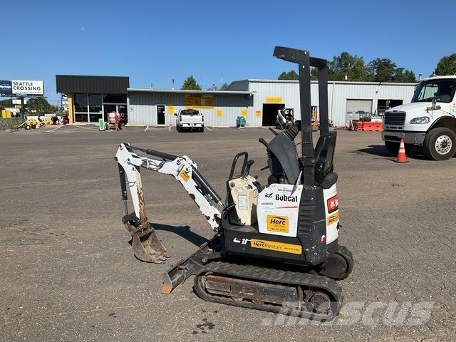 Bobcat E10 Roomikekskavaatorid
