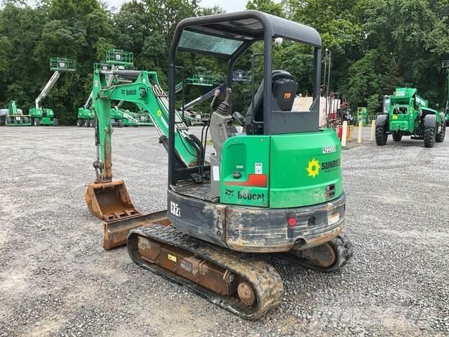 Bobcat E32i Roomikekskavaatorid