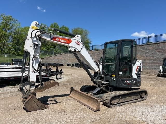 Bobcat E42 Roomikekskavaatorid