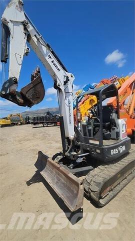 Bobcat E45 Roomikekskavaatorid