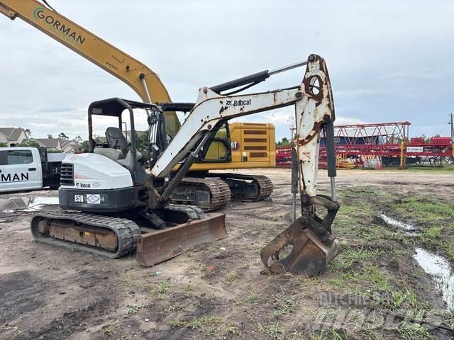 Bobcat E50 Roomikekskavaatorid