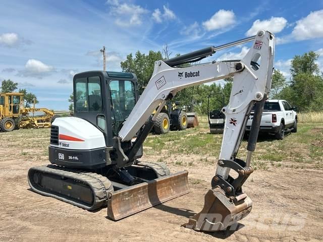 Bobcat E50 Roomikekskavaatorid