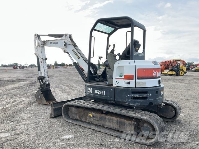 Bobcat E50 Roomikekskavaatorid