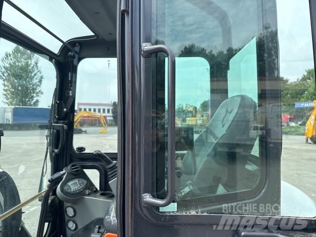 Bobcat E64 Roomikekskavaatorid