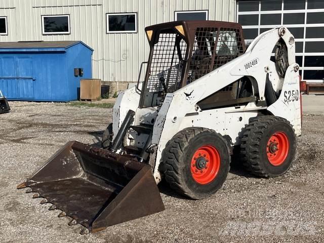 Bobcat S250 Kompaktlaadurid