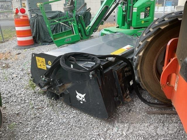 Bobcat SWB72 Tänavapuhastusmasinad