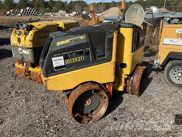 Bomag 8500 Pinnasetihendajad