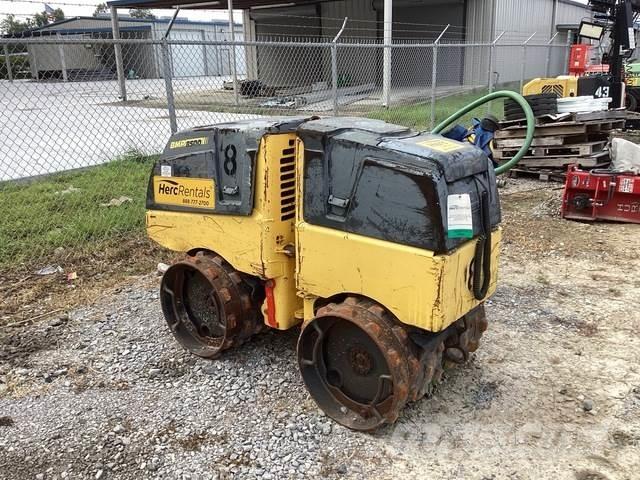Bomag BMP 8500 Pinnasetihendajad