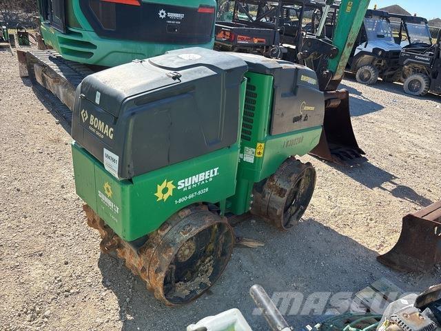 Bomag BMP 8500 Pinnasetihendajad