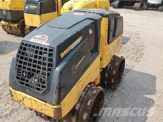 Bomag BMP8500 Pinnasetihendajad