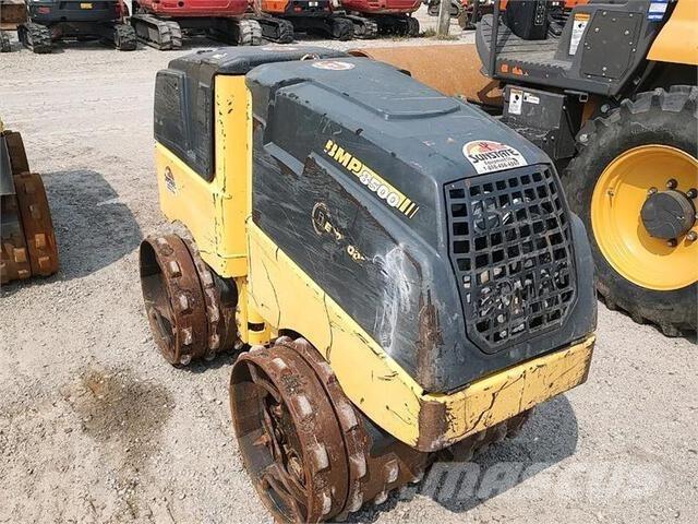 Bomag BMP8500 Pinnasetihendajad