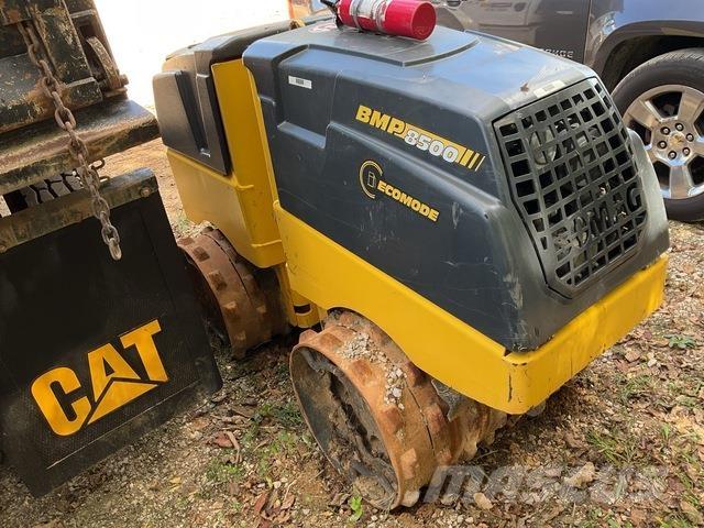 Bomag BMP8500 Pinnasetihendajad