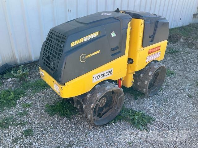 Bomag BMP8500 Pinnasetihendajad