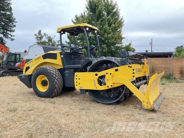 Bomag BW213DH Ühe trumliga rullid