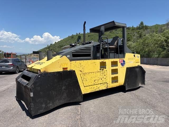 Bomag BW24R Pneumorehvidega rullid