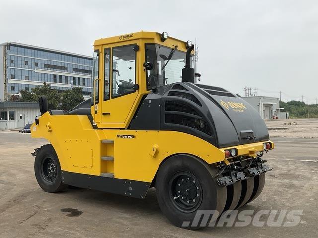 Bomag BW24RH Kombineeritud rullid
