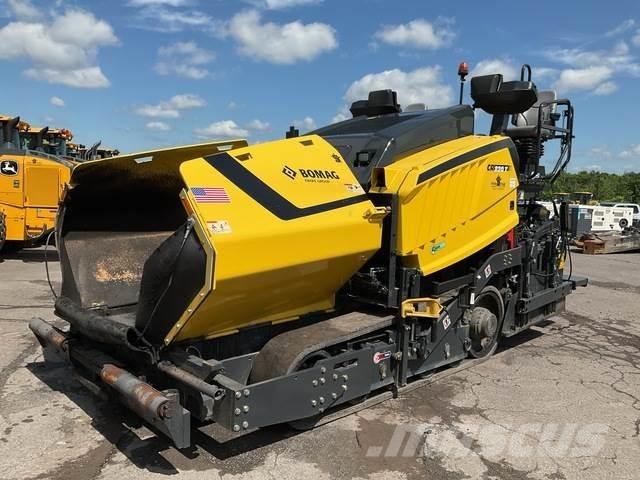 Bomag CR-820T Asfaldilaoturid