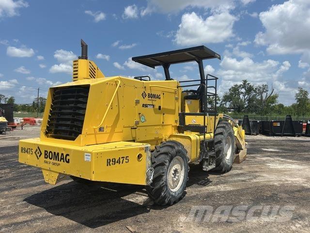 Bomag RS360 Pinnasetihendajad