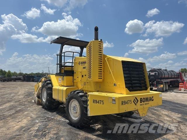 Bomag RS360 Pinnasetihendajad