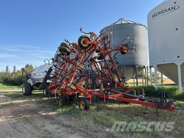 Bourgault 8810 Külvikud