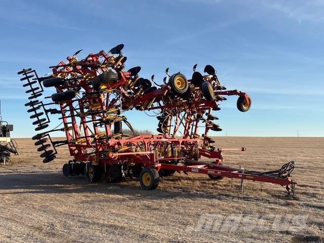 Bourgault 8810 Külvikud