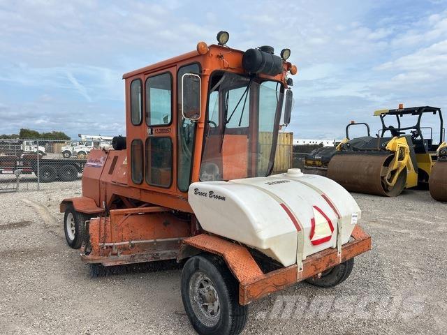 Broce CRT350 Siseruumide puhastusmasinad