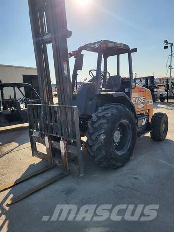 CASE 586H Maastikutõstukid