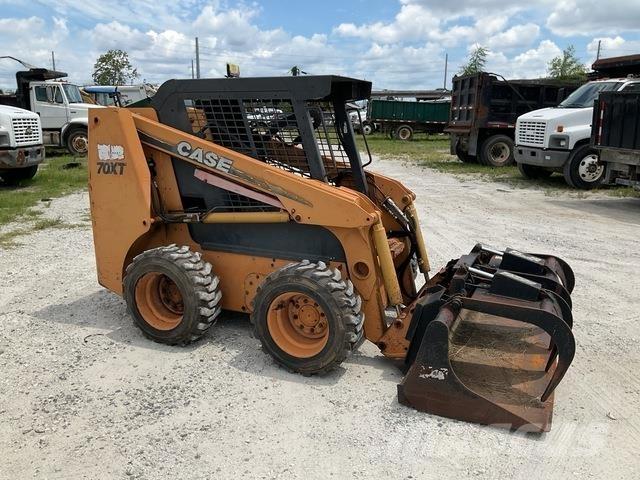 CASE 70XT Kompaktlaadurid