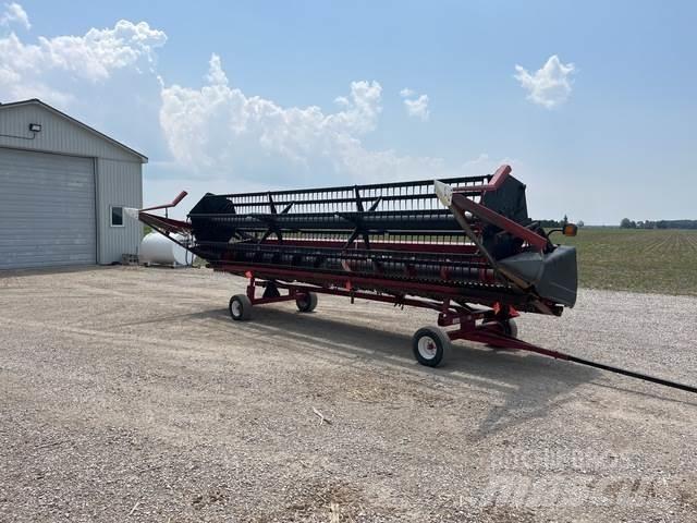 Case IH 1020 Kombainide heedrid