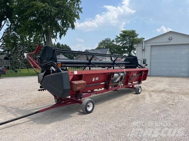 Case IH 1020 Kombainide heedrid