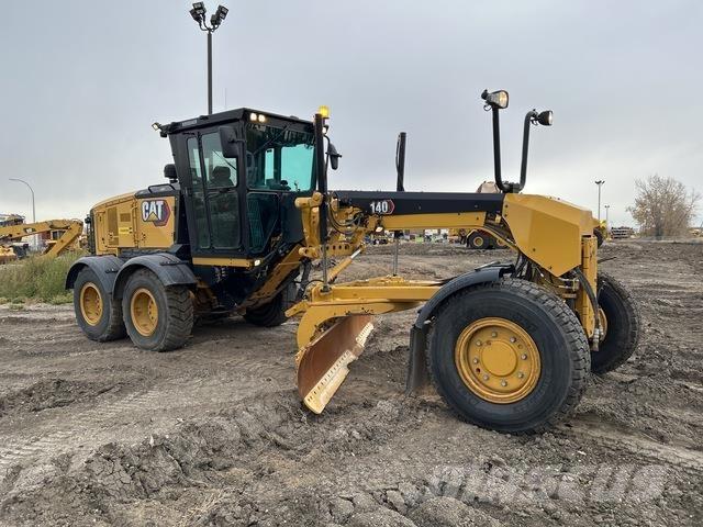 CAT 140 AWD Greiderid