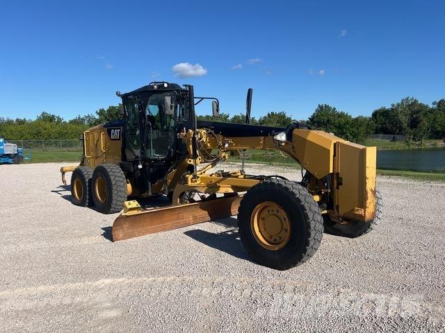 CAT 140M3 AWD Greiderid